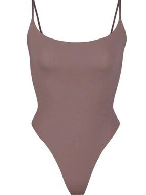 SKIMS Fits Everybody Cami Bodysuit in Umber